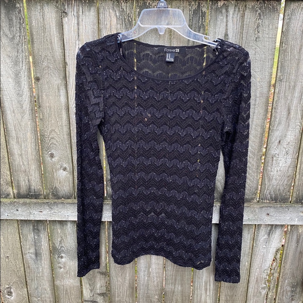 FOREVER 21 LACE LONG SLEEVE